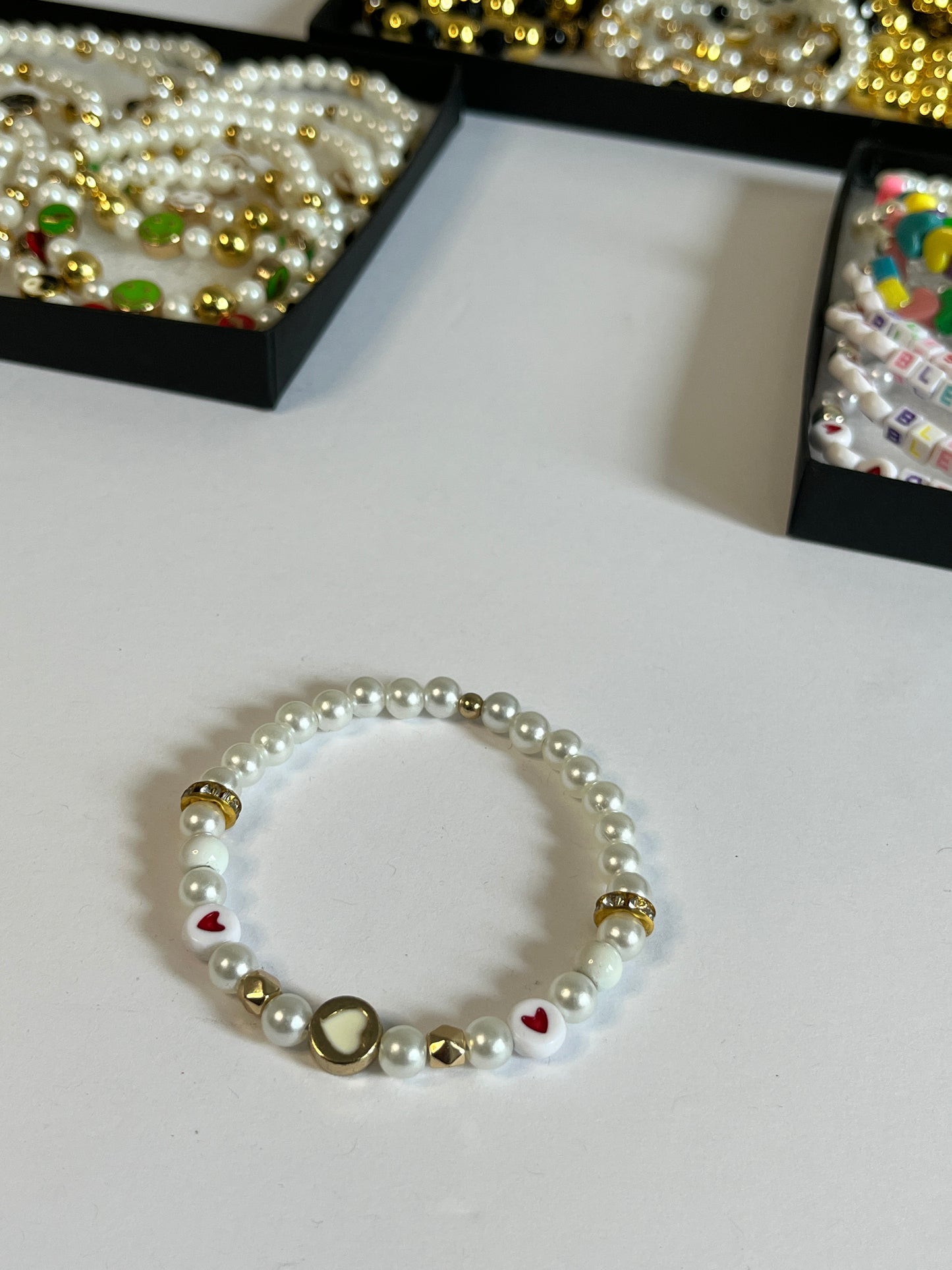 Sweetheart Bracelet “white”