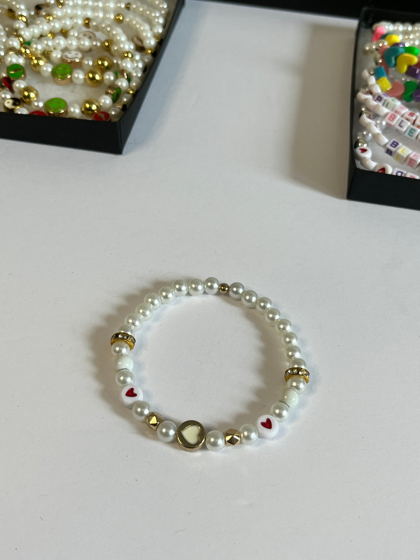 Sweetheart Bracelet “white”