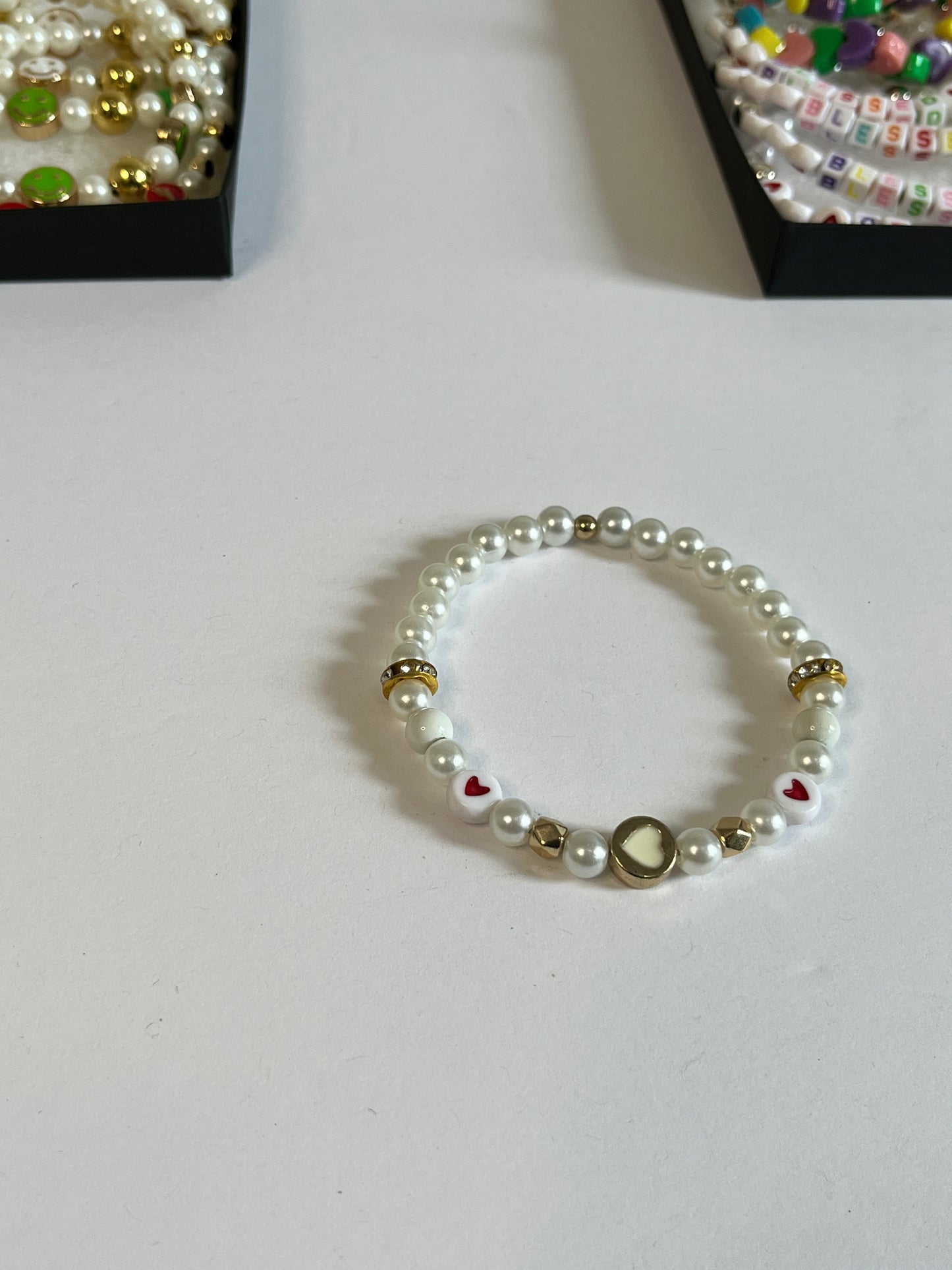 Sweetheart Bracelet “white”